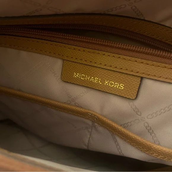 Michael Kors Metallic Gold Tote Bag - Picture 7 of 10